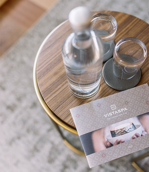 Water bottle and brochure at Hotel Hohenwart
