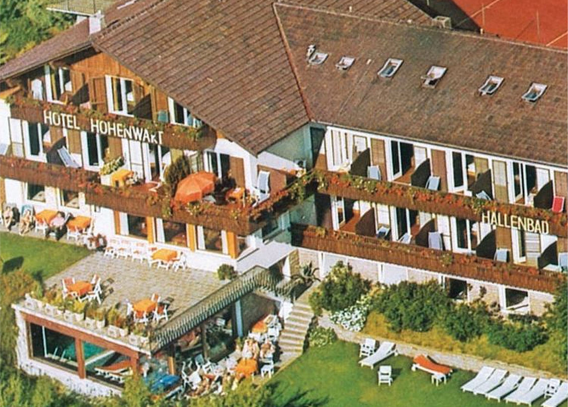 Wellness Hotel Schenna bird's eye view